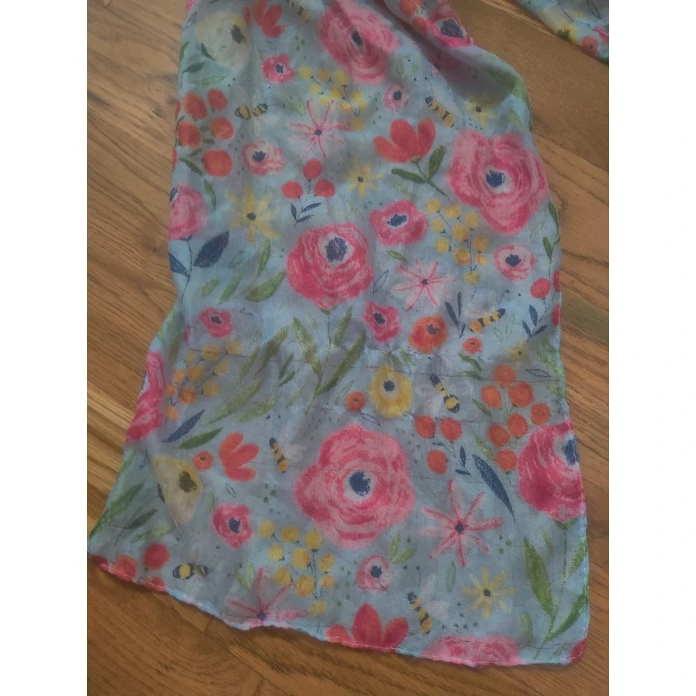 Light Blue Floral Infinity Loop Scarf Watercolor Bee Print Soft Lightweight